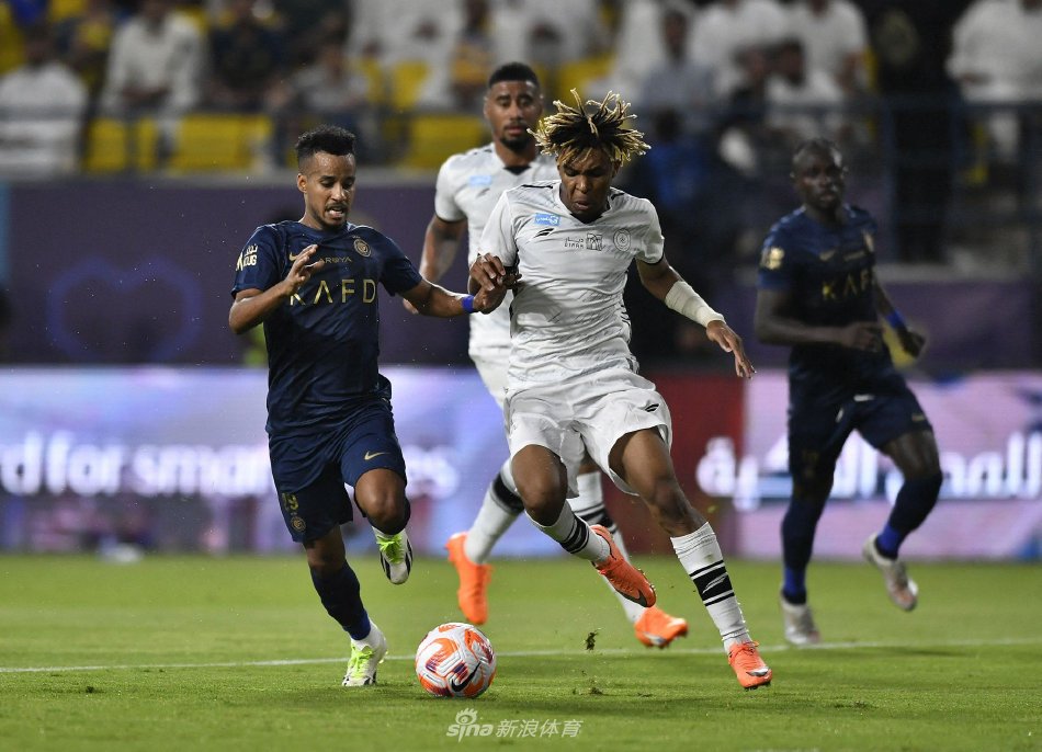 难成大器 难成大器