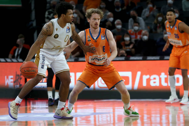 卡斯特罗的 卡斯特罗的