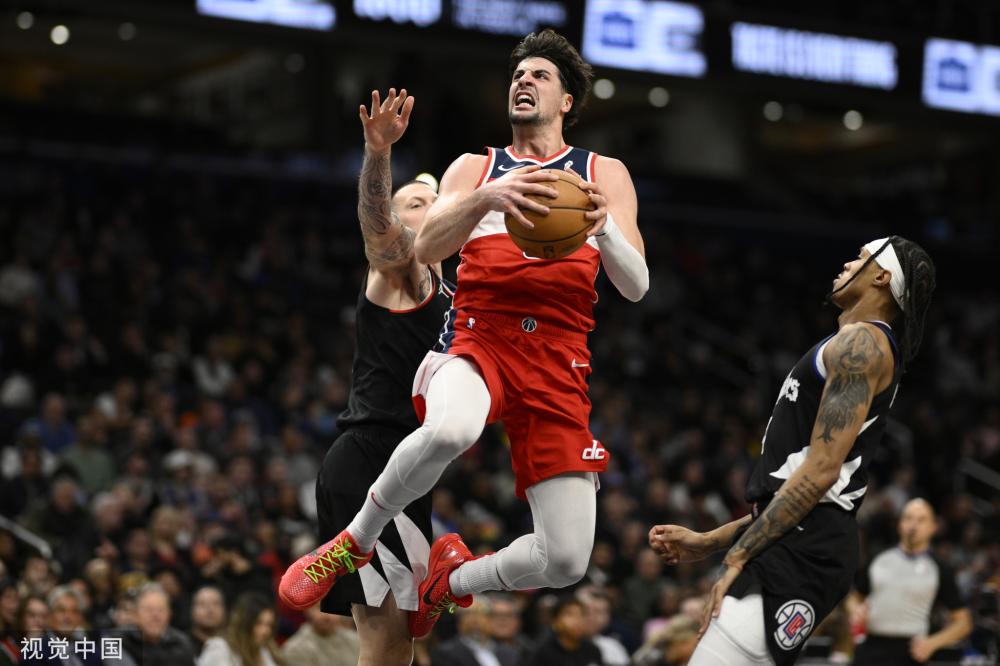 剩十人的狼 剩十人的狼