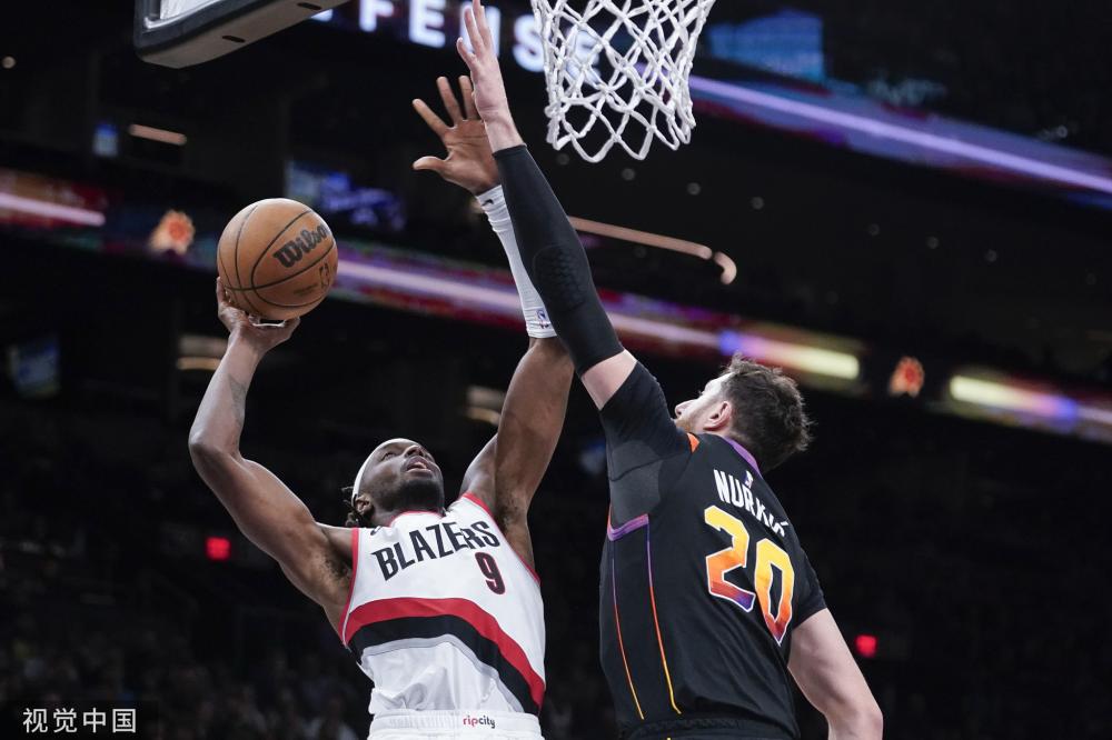 也呈现出巴 也呈现出巴