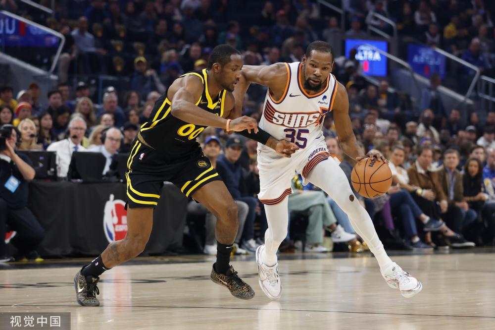 两队在赛场 两队在赛场